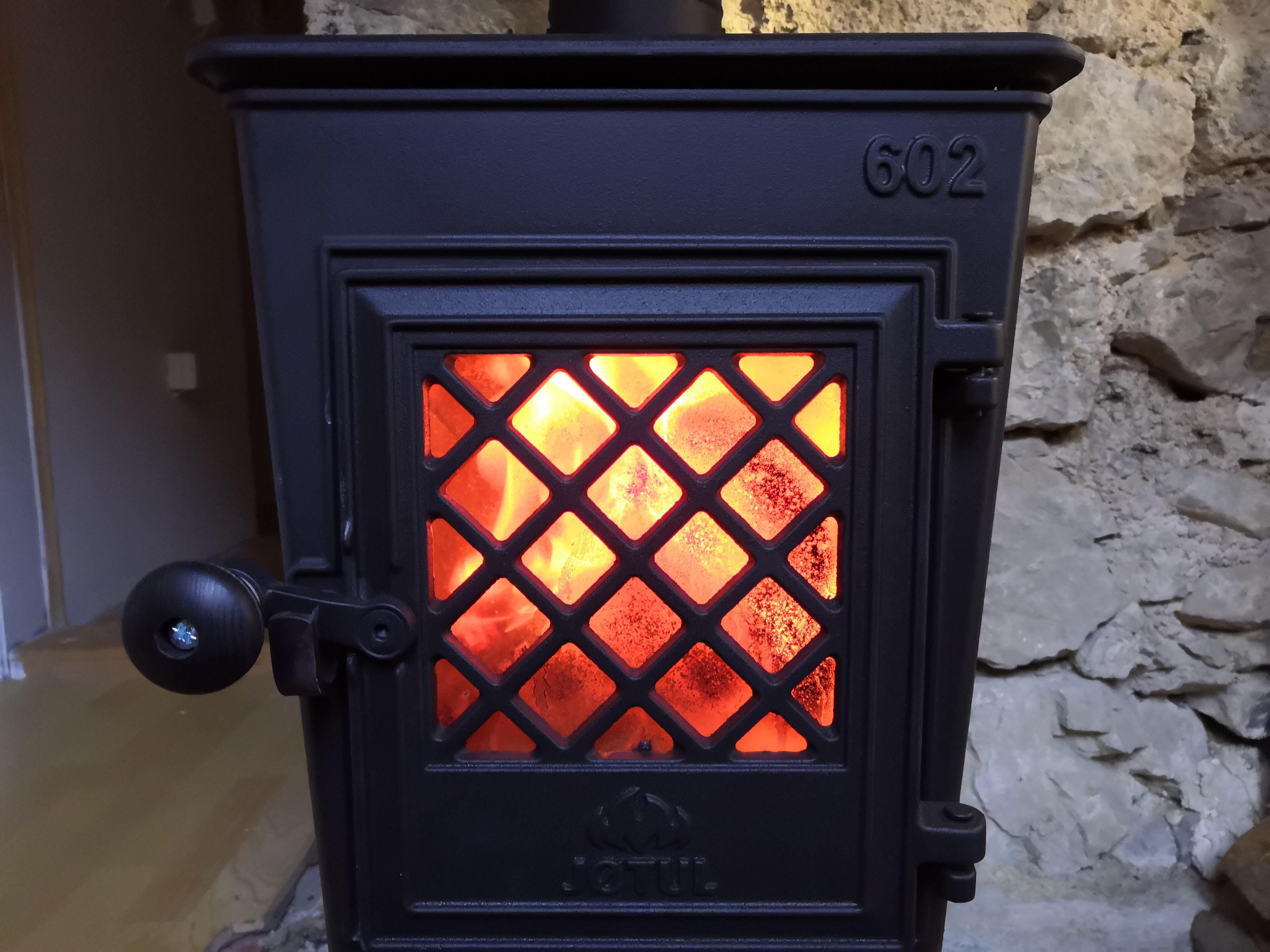 Jøtul F 602 eco Review: Norwegian Wood Burner – Slovenia: Life in